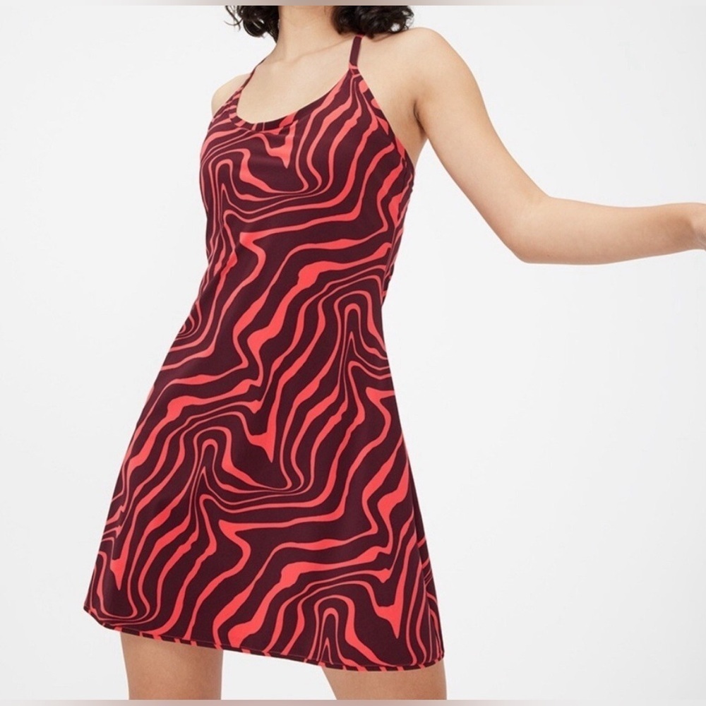 Outdoor Voices The Exercise Dress in Poppy Swirl, Size M